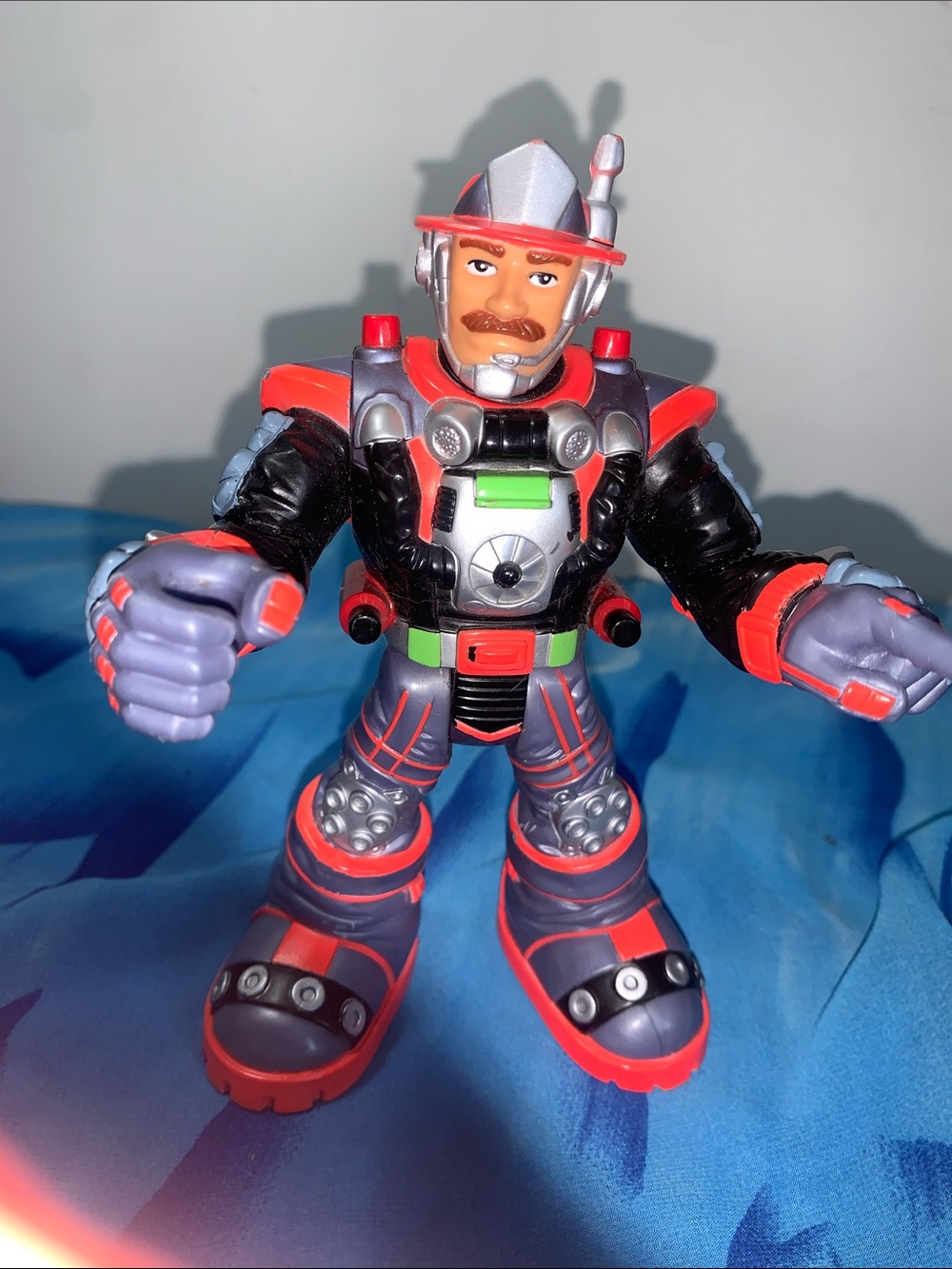 Rescue Heroes 2004 Billy Blazes Firefighter Action Figure Mattel Fisher-Price